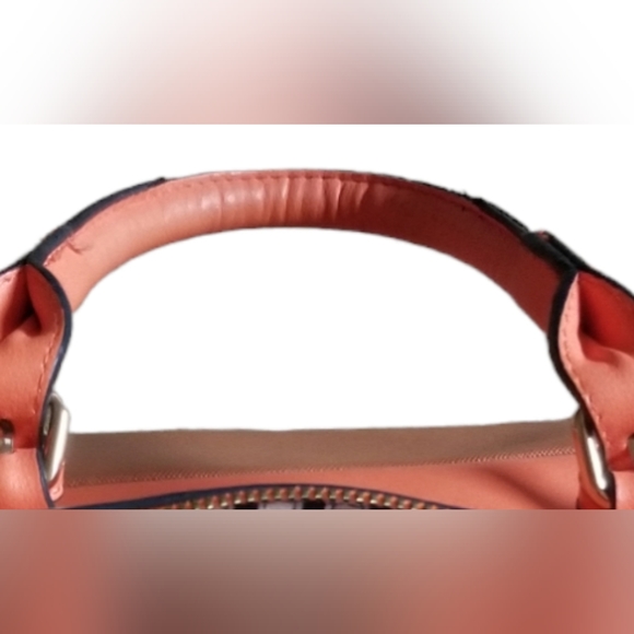 ORANGE AND BROWN FAUX LEATHER   HANDBAG. - Picture 5 of 5